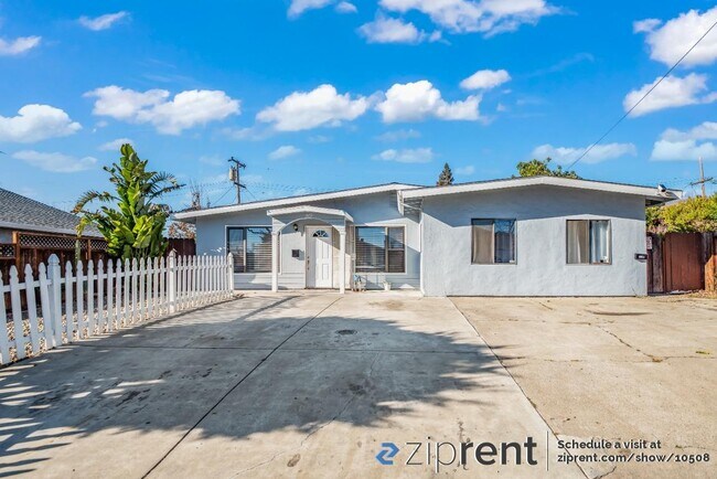 Building Photo - 1469 Jupiter Ct