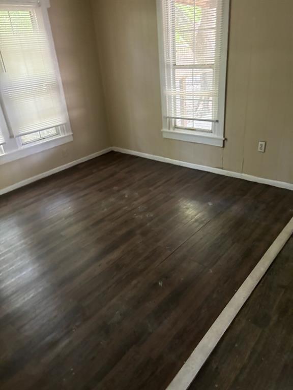 Foto del edificio - 111 White Oak St
