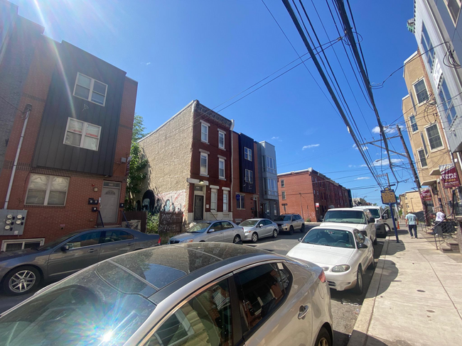 Building Photo - 1849 n 17th st