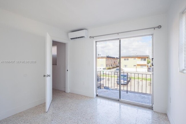 Foto del edificio - 3050 NW 21st Ave