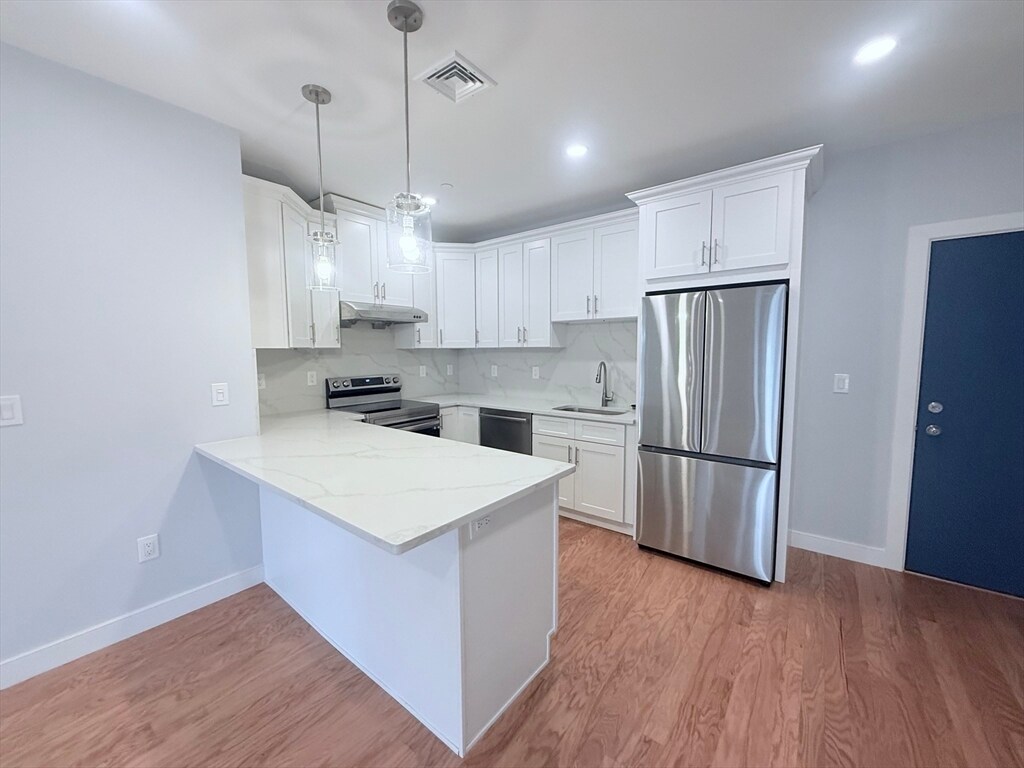 Foto principal - 222 Arlington St