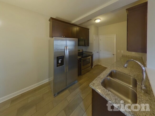 Foto del edificio - 2169 Cason Ln