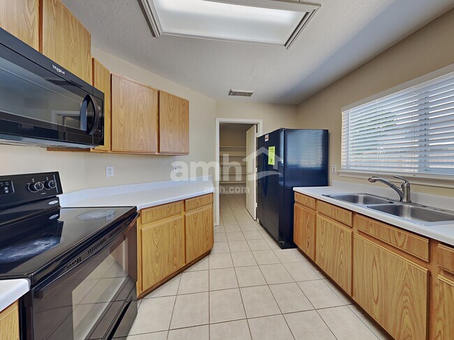 Foto del edificio - 9803 Foxmoor Crk