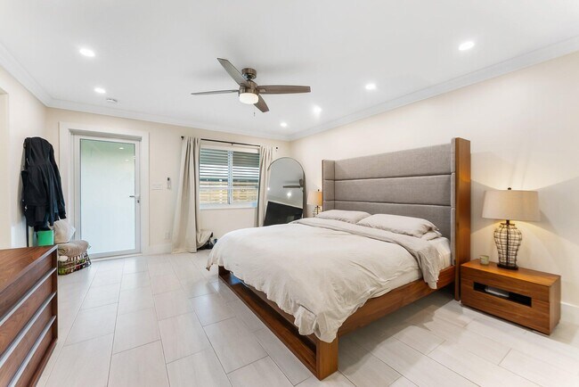 Foto del edificio - 1706 NE 25th St