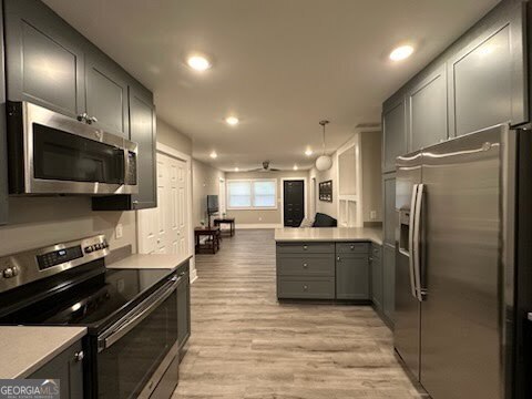 Building Photo - 2617 Sylvan Rd