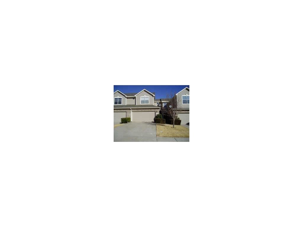 Primary Photo - 949 Englewood Ln