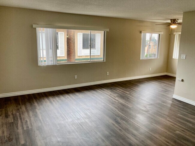 Foto del edificio - Remodeled 2 Bedroom 1 Bath