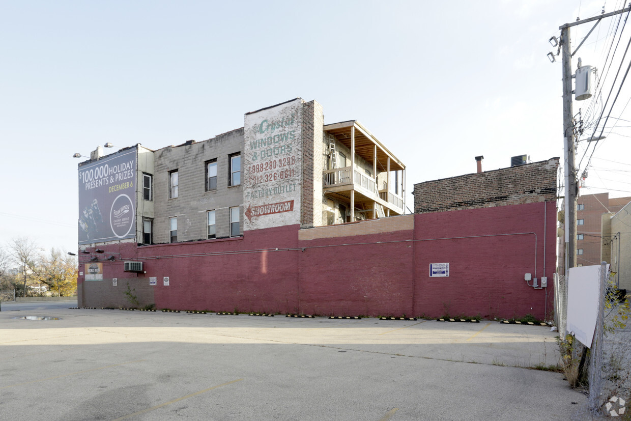 Building Photo - 3014-3016 S Wentworth Ave