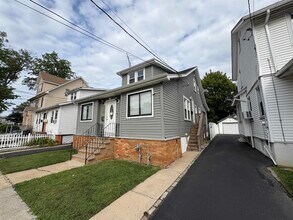 Building Photo - 222 Kerrigan Blvd