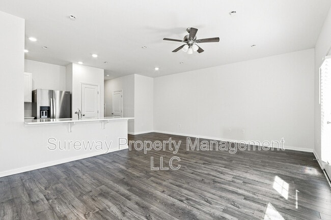 Building Photo - 336 Mazzeo Dr