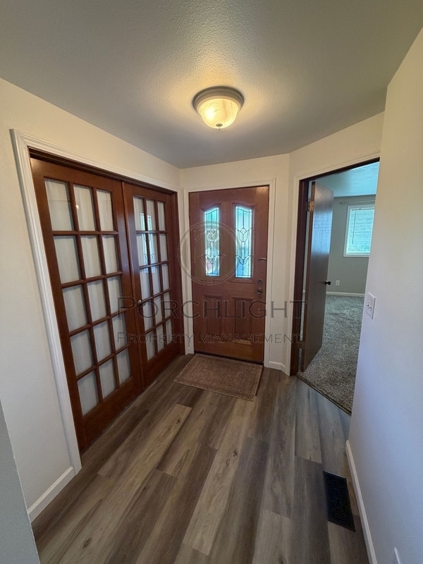 Building Photo - 107 Fairside Dr