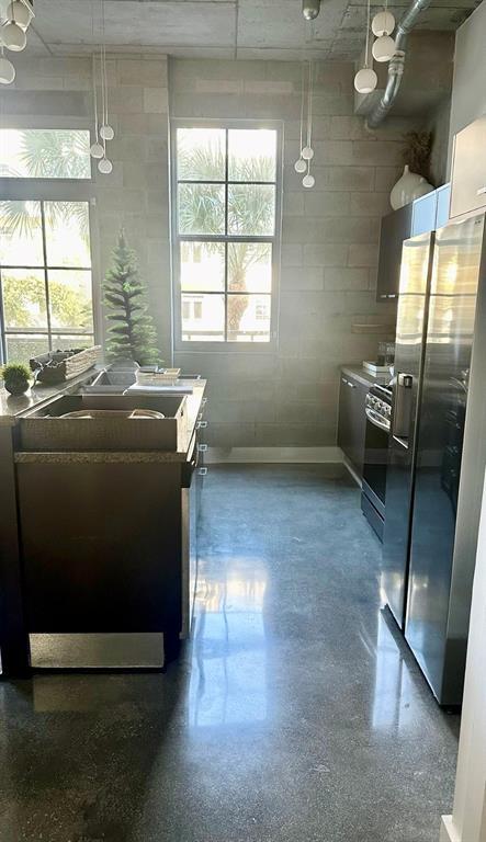 Foto principal - 410 NW 1st Ave