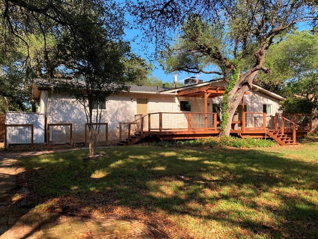 Building Photo - 2403 Dijon Dr
