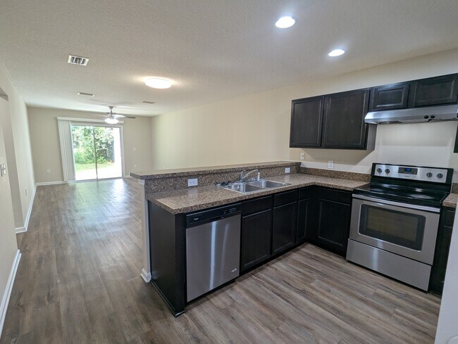 Foto del edificio - 114 Plantation Point Dr