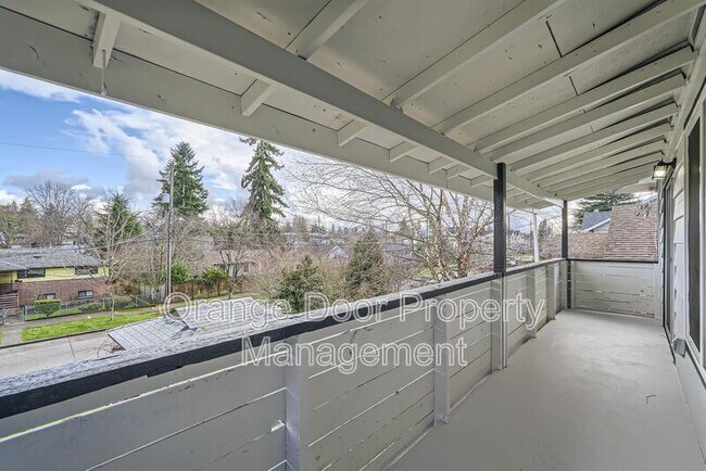 Building Photo - 8827 18th Ave SW