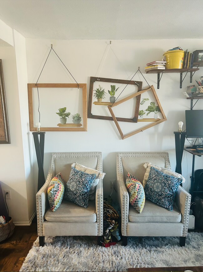 Sala de estar - 1311 Delaware Ave SW