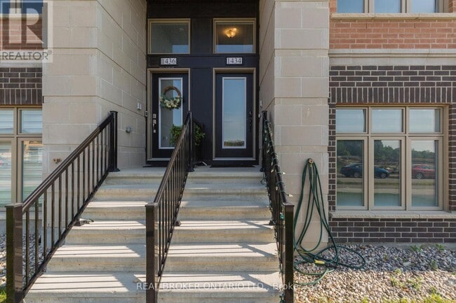 Building Photo - 1434 Hemlock Rd