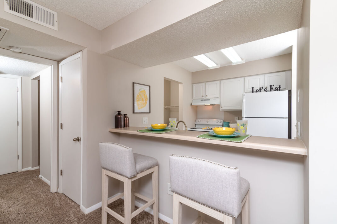 Building Photo - 204 Melville Loop