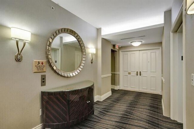 Foto del edificio - 17875 Collins Ave