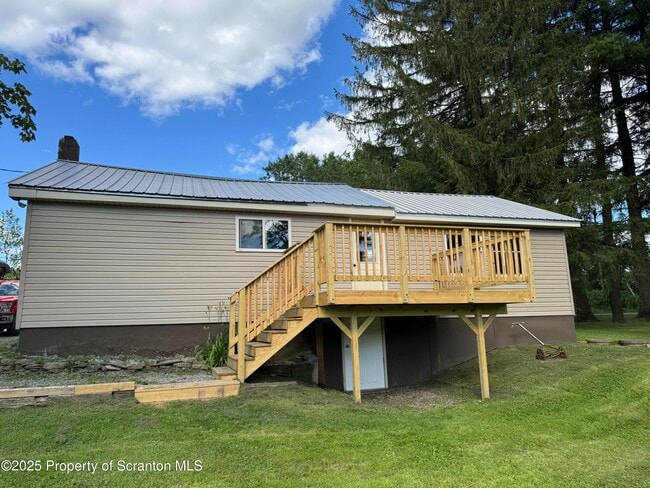 Foto del edificio - 131 Ball Pond Rd