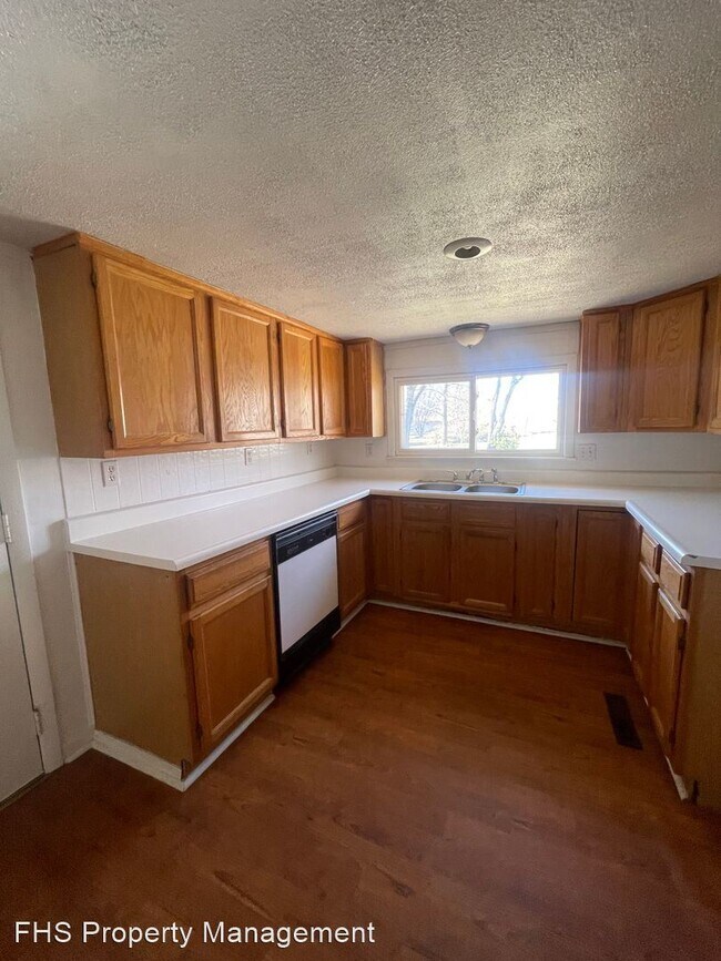 Foto del edificio - 3 br, 2 bath House - 607 W Erie Street