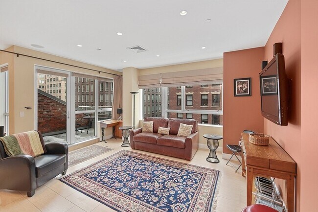 Foto del edificio - 99-105 Broad Street Unit 7B