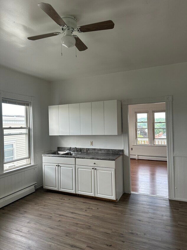 kitchen - 13 Winter St