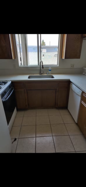 Building Photo - 5727 Case Ave