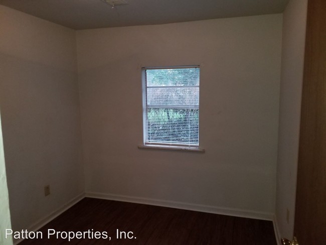 Building Photo - 1239 N Millwood Ave