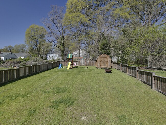 Building Photo - *Applications Pending* Available early Jul...