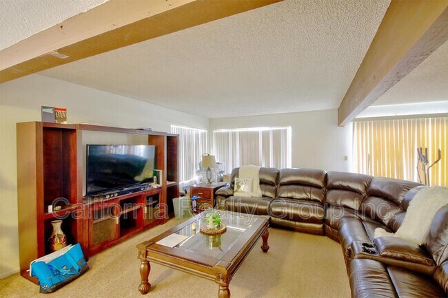 Foto del edificio - 31450 Club Vista Ln