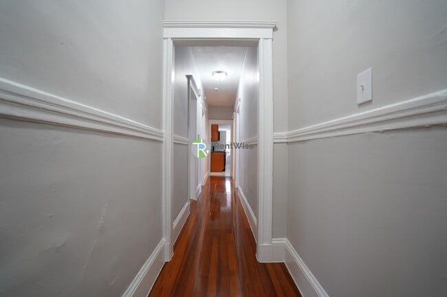 Foto del edificio - 19 Roseclair St