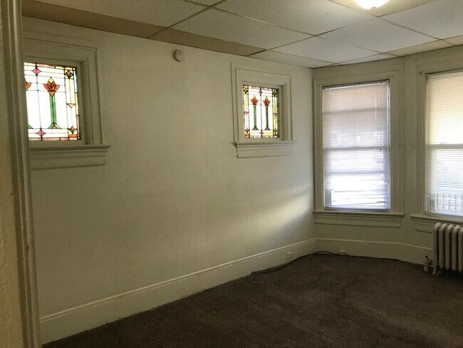 Dormitorio 1 - 732 Harrison Ave