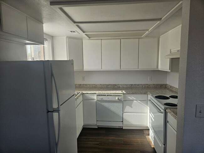 Foto del edificio - 1-4 1328 Ramar