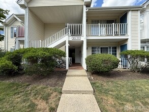 Building Photo - 95 Sapphire Ln
