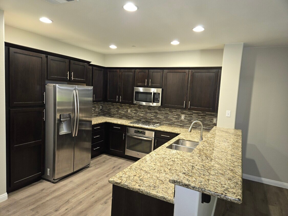 Foto principal - 11344 Belmont Lake Dr