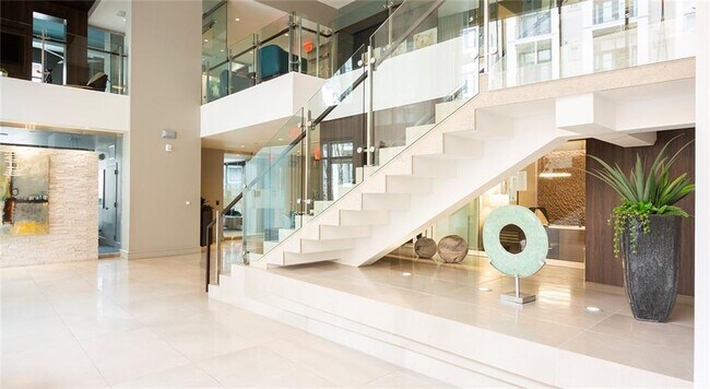 Foto del edificio - 1110 Hammond Dr