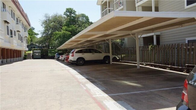 Foto del edificio - 3115 Helms St