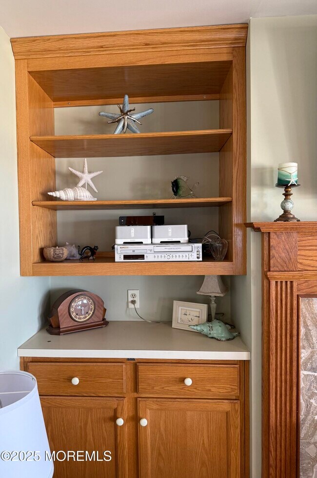 Building Photo - 275 Beach Front