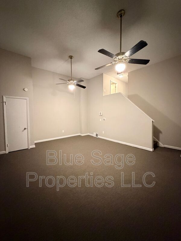 Building Photo - 109 Chadwick Ave