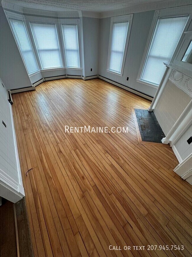 Foto del edificio - 203 Center St