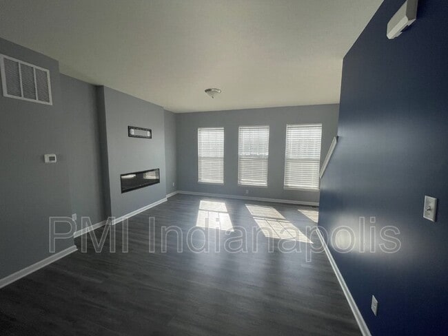 Building Photo - 2948 W New York St