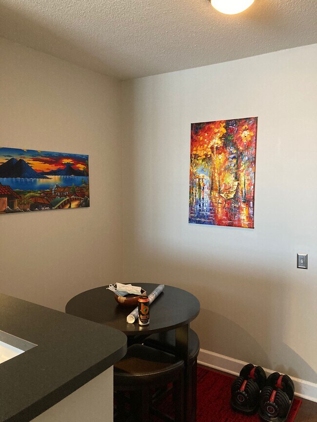 Building Photo - 1315 East Blvd