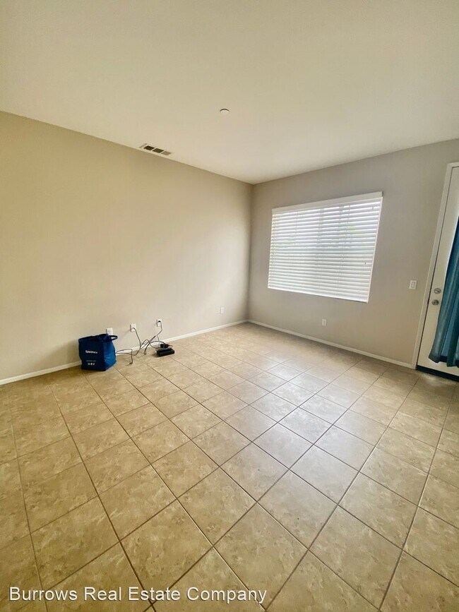 Building Photo - 3 br, 2.5 bath House - 518 Field Street
