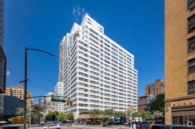 Foto del edificio - 215 East 68th Street