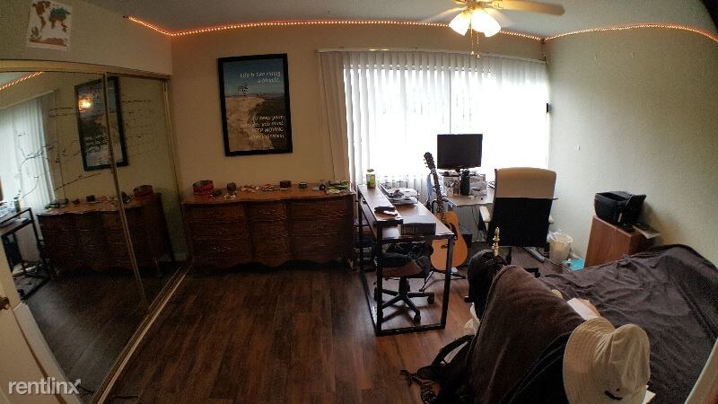 Foto principal - 4620 N 68th St