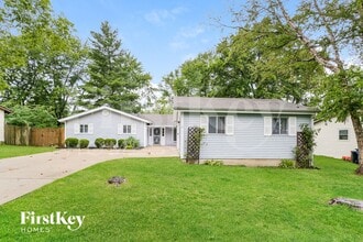 Building Photo - 11 S Lang Dr