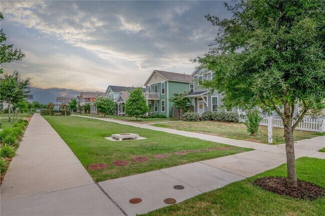 Building Photo - 1565 Arbor Knot Dr