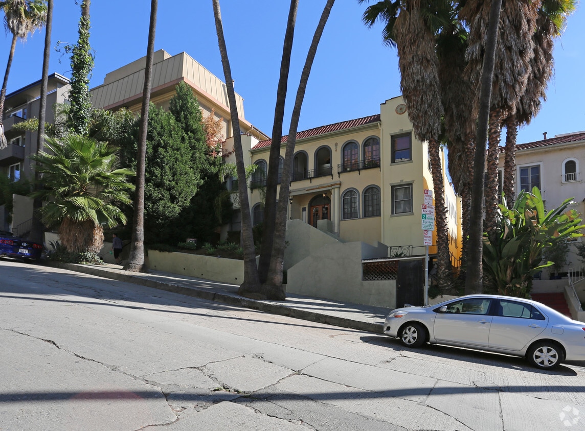 1930 Whitley Ave, Los Angeles, CA 90068 Apartments in Los Angeles, CA