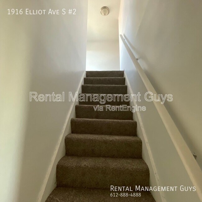 Foto del edificio - 1916 Elliot Ave